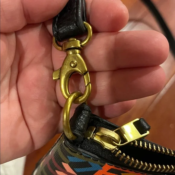 Fossil Women's Fiona Crossbody NWOT - Picture 9 of 11